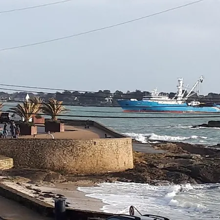 Face A La * Concarneau