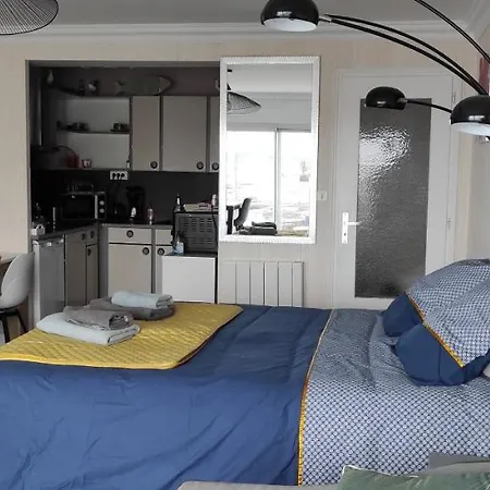 Apartment Face A La Concarneau